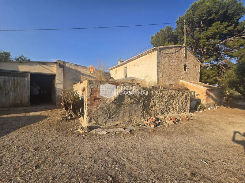 Foto d7284bbe-d9fd-404b-ad57-c57cd0f4bfa0. Casa amb piscina a Los Girasoles Sant Vicent del Raspeig