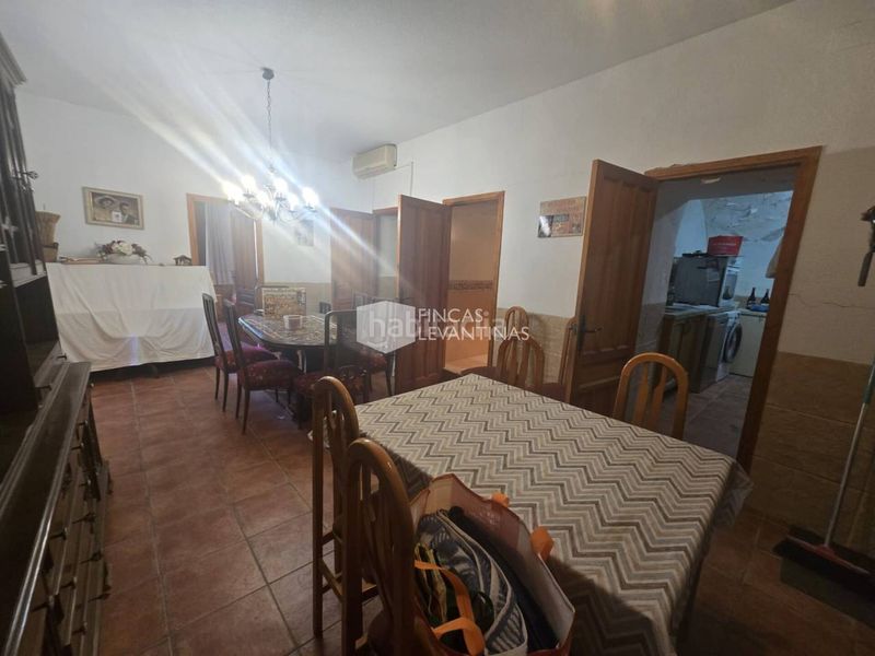 Foto e0777694-9eda-4e00-9aed-79609f78a537. Casa amb piscina a Los Girasoles Sant Vicent del Raspeig