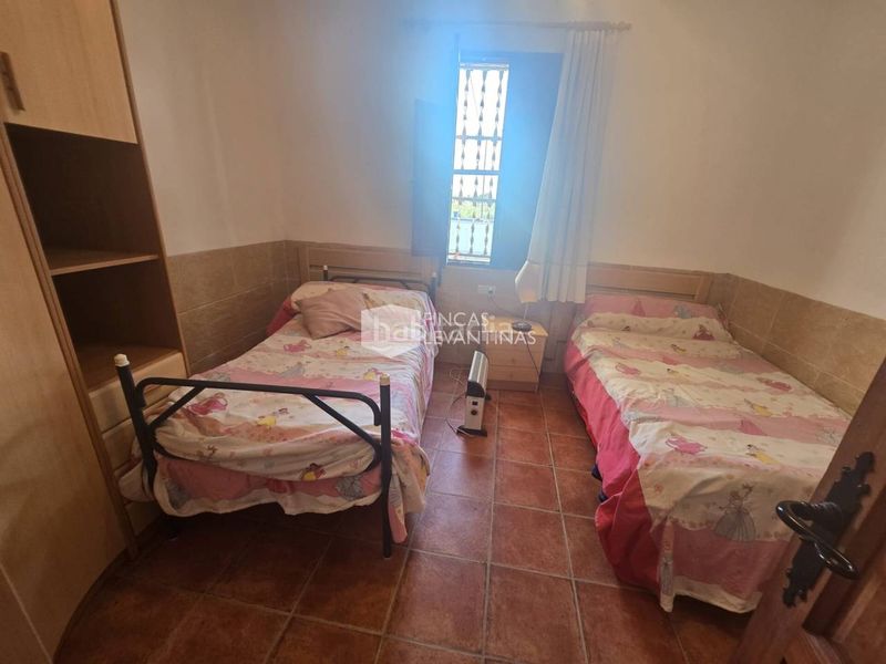 Foto e4162dd9-3391-497c-973b-5ce663874eb2. Casa amb piscina a Los Girasoles Sant Vicent del Raspeig