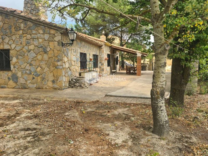 Foto 77fb6d9a-2d41-48b3-9d01-8e3170bfffc2. Casa a Finestrat pueblo Finestrat