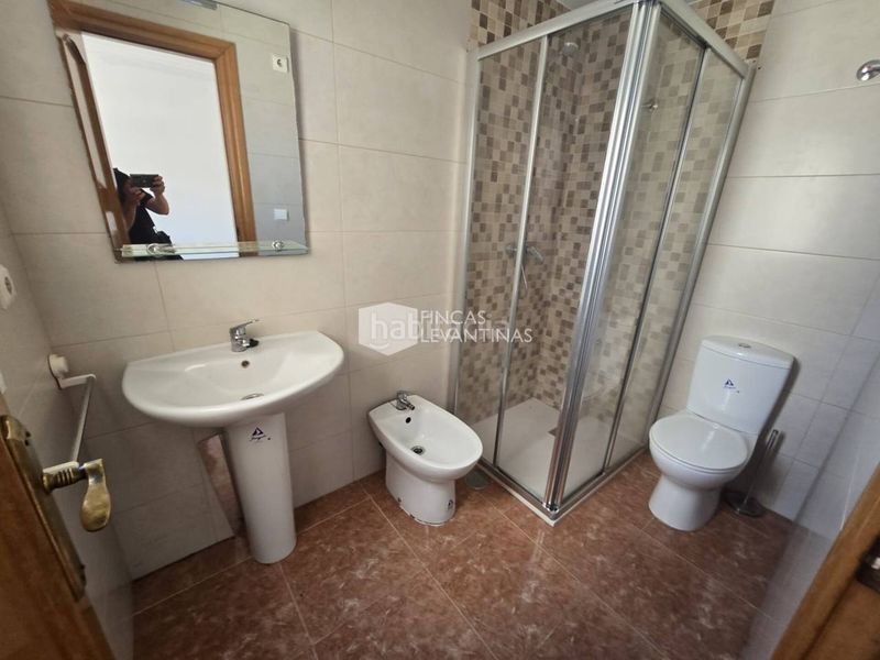 Foto 5f5c0500-5d9e-4977-bd8e-cae14ff4c314. Pis a Centro Sant Vicent del Raspeig