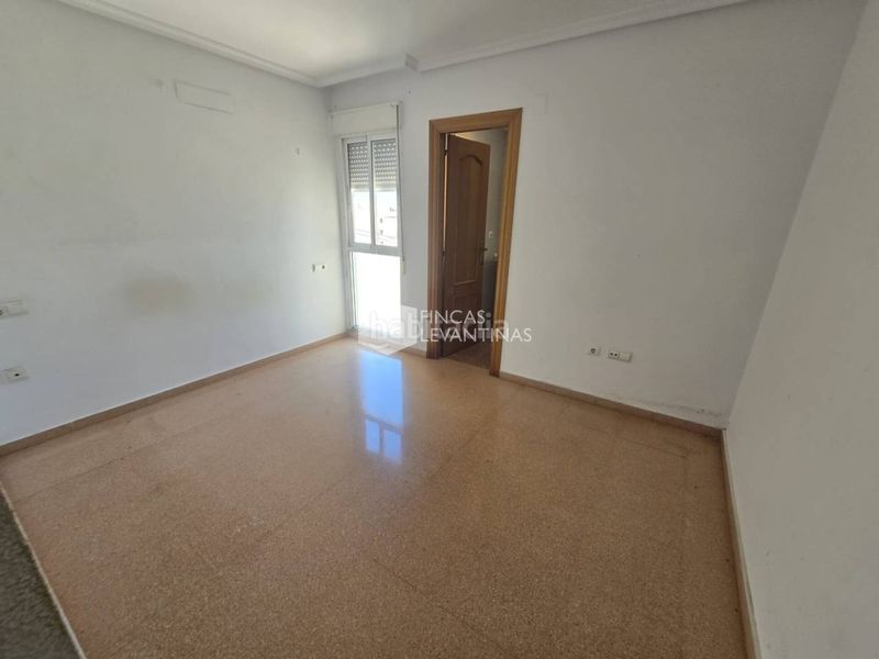 Foto dafdc099-3ed9-40f3-8673-55d40c2ac21a. Pis a Centro Sant Vicent del Raspeig