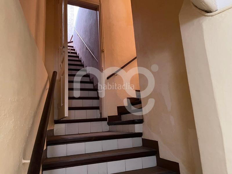Foto 6a601774-6c82-4e63-949a-8b4f934bb110. Casa bifamiliare con parcheggio in Teià