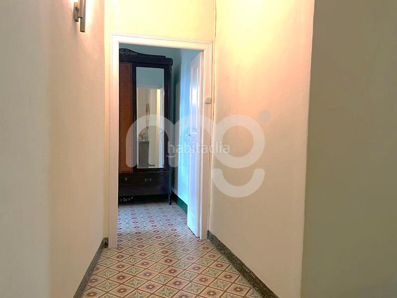 Foto b03af03c-bf0b-42fe-be51-83f99e9b8e1a. Casa bifamiliare con parcheggio in Teià