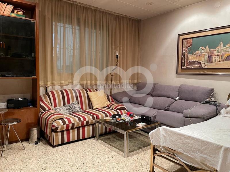 Foto e723d1cd-c155-49f7-9342-de5c23dc1dc0. Casa bifamiliare con parcheggio in Teià