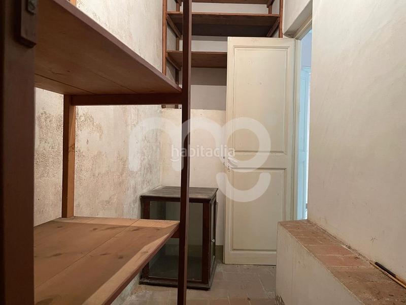 Foto f3f0b030-6e65-4e8e-911e-ab15e23eef73. Casa bifamiliare con parcheggio in Teià