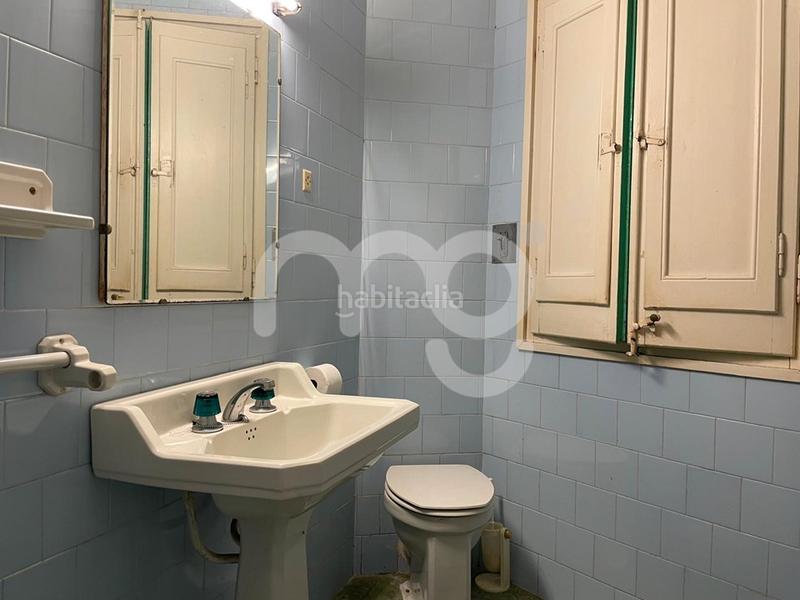 Foto fb3f9a9e-16e2-42a1-a850-6df31af2f058. Casa bifamiliare con parcheggio in Teià
