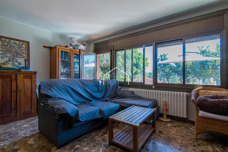 Foto 190c0fa9-8f18-4faf-84a8-86fd16b7edd3. Chalet mit heizung parking in Teià