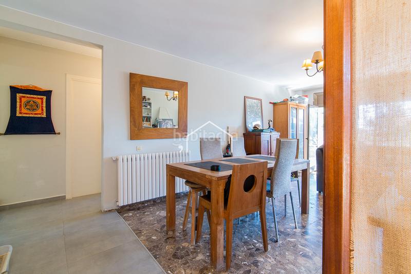 Foto b04119ec-5d95-477d-81bf-f987f1a9e4e5. Chalet mit heizung parking in Teià