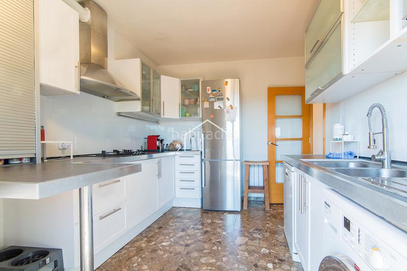 Foto d6e89d40-a869-4835-bfe2-79ccdec52f31. Chalet mit heizung parking in Teià