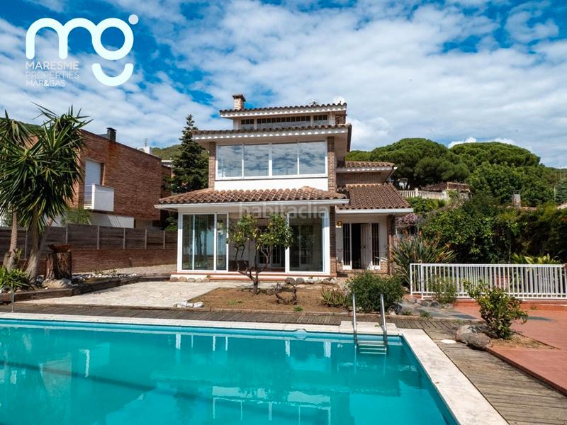 Foto 89dc5a2b-fcd5-4a36-a6e8-47ddb3a78ec7. Chalet con camino riscaldamento in Vilassar de Dalt