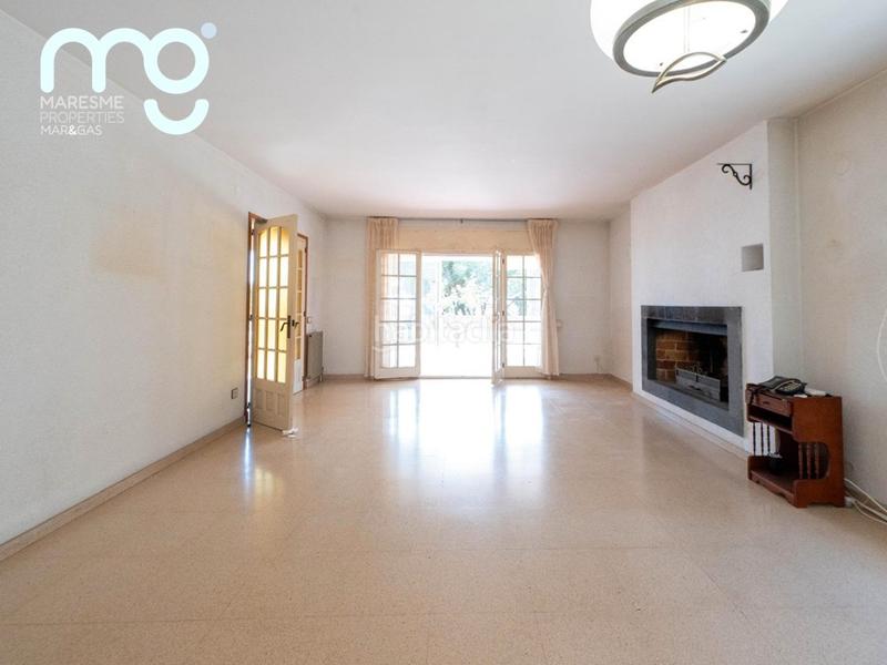 Foto be23b782-c12c-4467-9d41-3ff30733a926. Chalet con camino riscaldamento in Vilassar de Dalt