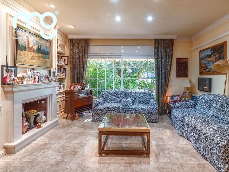 Foto 232f60b2-d6df-4dda-adfb-3f53efdcd27a. Casa adosada espectacular casa en premia de mar en Premià de Mar