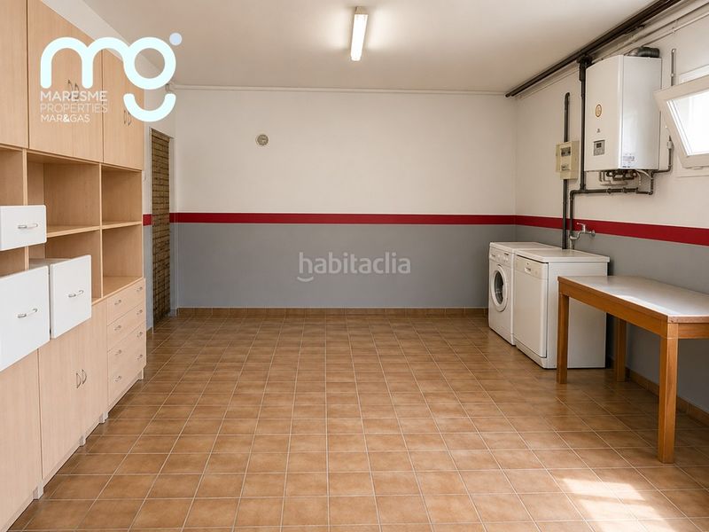 Foto c7867c79-11a1-44a3-a1ca-9e6bd96e9c00. Chalet avec cheminée chauffage parking piscine dans Cabrils