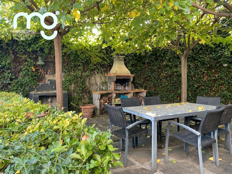 Foto d29091d9-ec1e-45d6-9bd0-211db0d0bb82. Chalet con camino riscaldamento parcheggio piscina in Cabrils