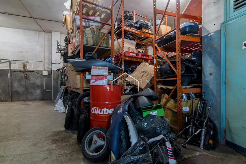 Foto 0b2996ad-7d6f-4c9f-a113-beac09f26cfa. Industrial building in Bon Pastor Barcelona