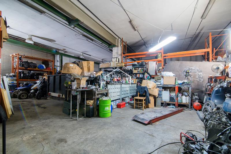 Foto 34b2ea4c-5dc0-4b4c-8aa9-44e104d99d99. Industrial building in Bon Pastor Barcelona