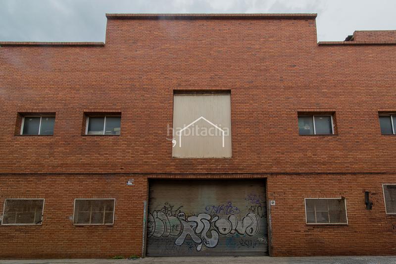 Foto 3dc3e333-9043-499b-84cf-e644032fd07b. Industrial building in Bon Pastor Barcelona