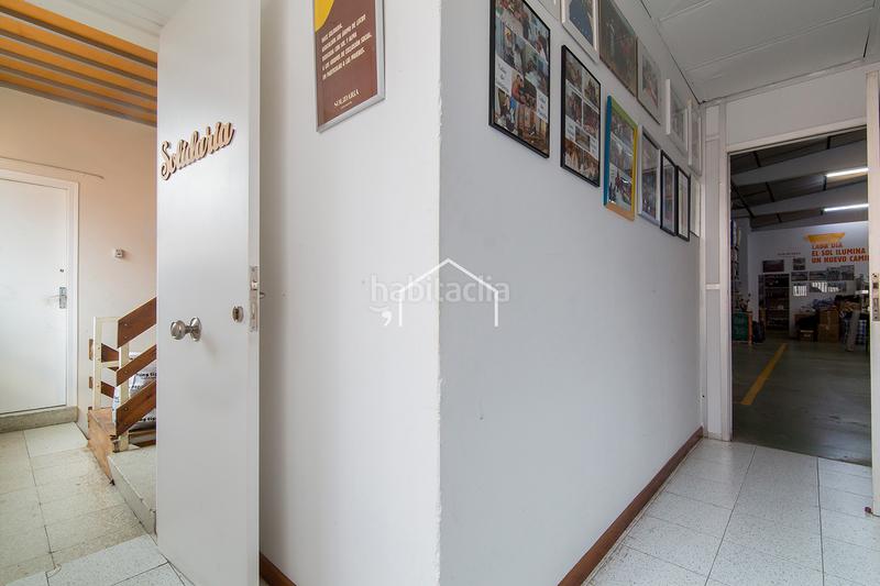 Foto 96610309-4b97-4a82-8df4-d59439b6544e. Industrial building in Bon Pastor Barcelona