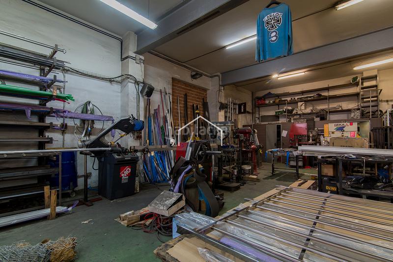 Foto aa932959-6a2e-4822-b0ac-3cac236d639a. Industrial building in Bon Pastor Barcelona