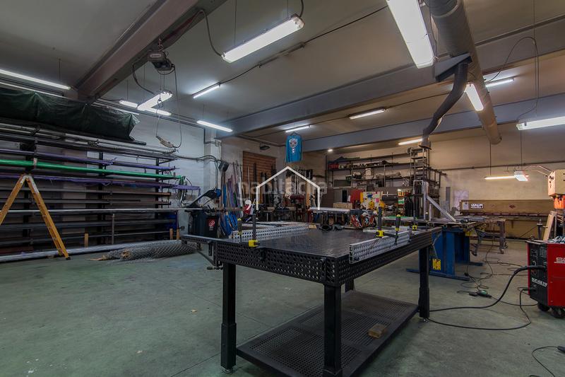 Foto b5e83e89-a922-4419-88aa-e775c9b4ebb9. Industrial building in Bon Pastor Barcelona