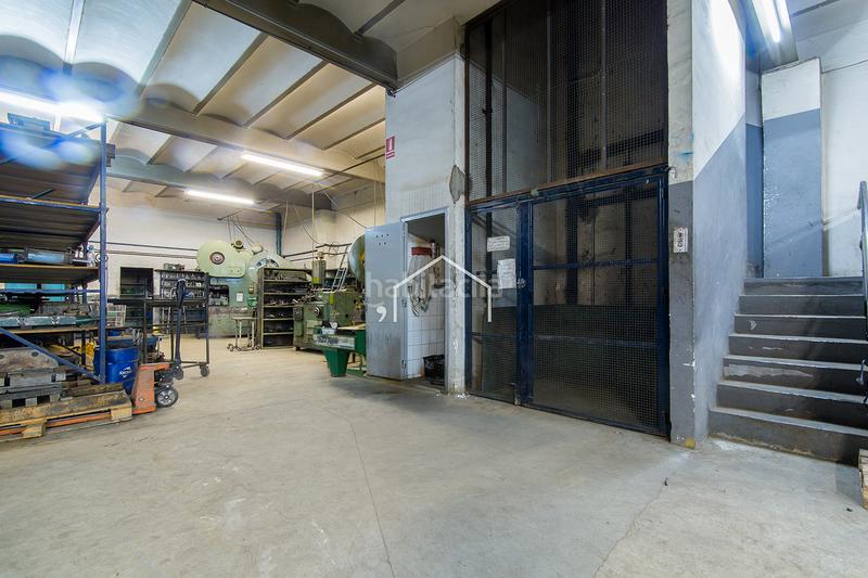 Foto fd47e977-7248-4f2d-a30e-c63338930061. Industrial building in Bon Pastor Barcelona