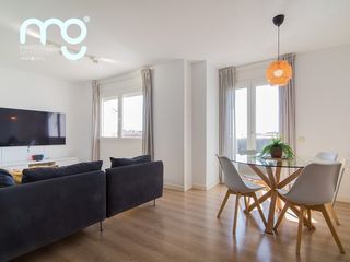 Dúplex  Carrer illes canàries. Ático dúplex para entrar a vivir