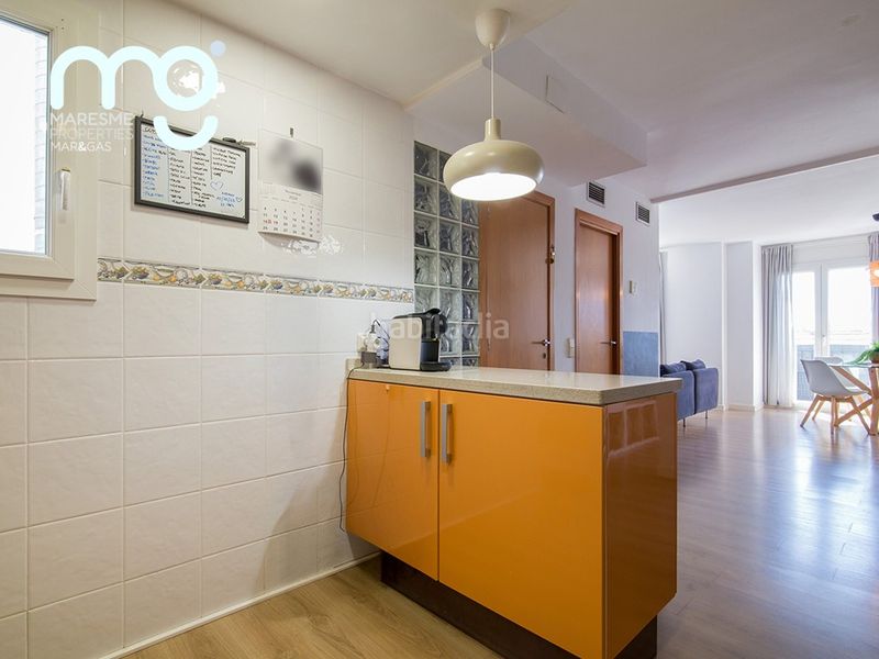 Foto aee1f63e-822d-4023-b93d-a29b76bc77a6. Dúplex amb calefacció aparcament a Centre Pineda de Mar