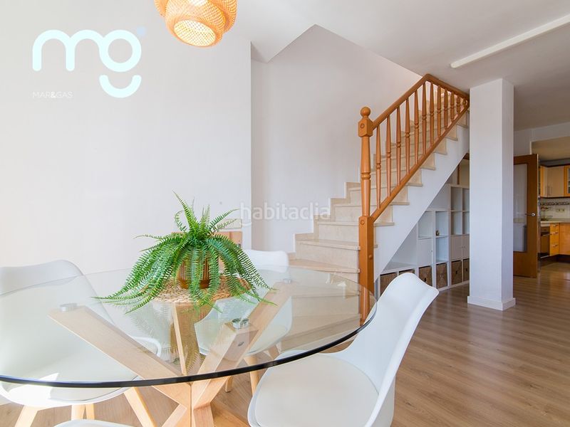 Foto f9522306-a62a-4edc-81b1-95f73a40f67f. Dúplex amb calefacció aparcament a Centre Pineda de Mar