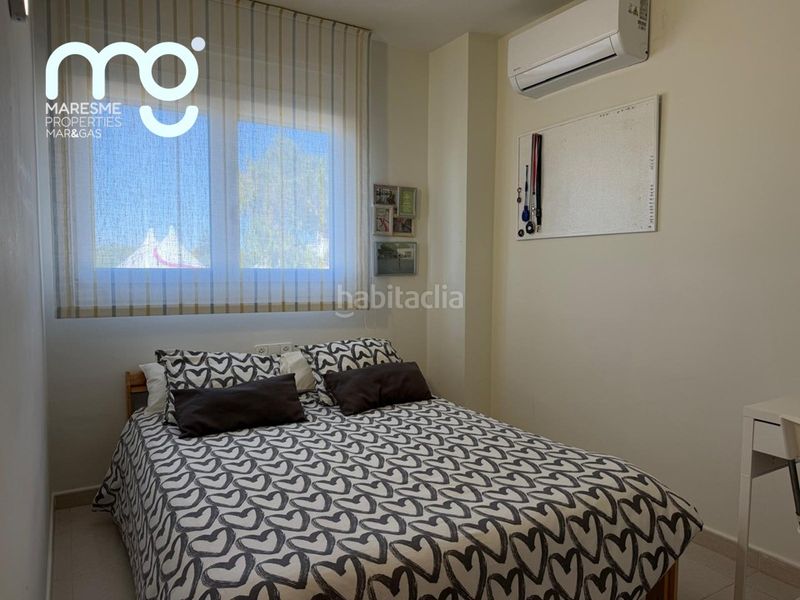 Foto 0f55ec7e-b957-4798-bb69-e10c247ef906. Casa aparellada amb xemeneia calefacció aparcament piscina a Premià de Mar