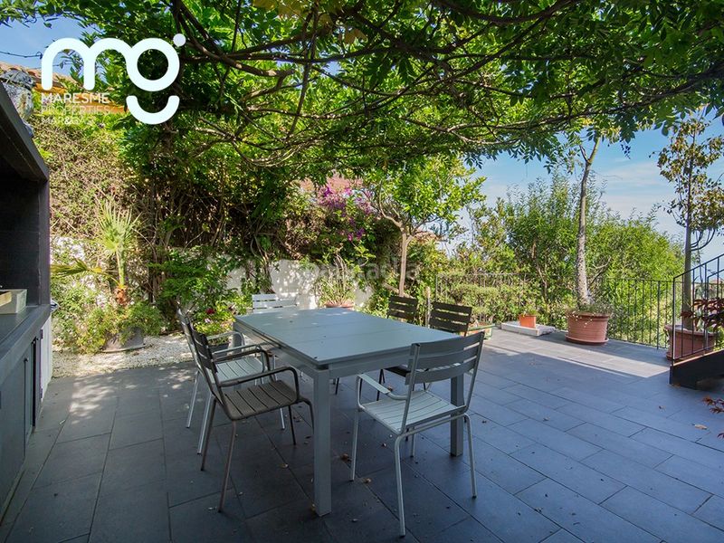 Foto ad8fb84f-0bf4-443a-a85d-ba4950fbad49. Casa amb xemeneia calefacció aparcament piscina a Teià