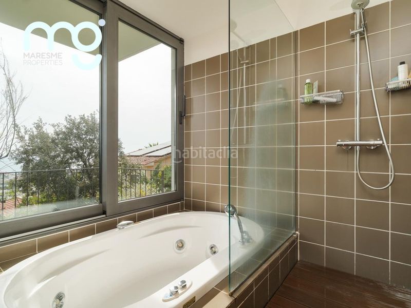 Foto c03b6eda-1477-4000-9e7d-8139c32abf04. Casa amb xemeneia calefacció aparcament piscina a Teià