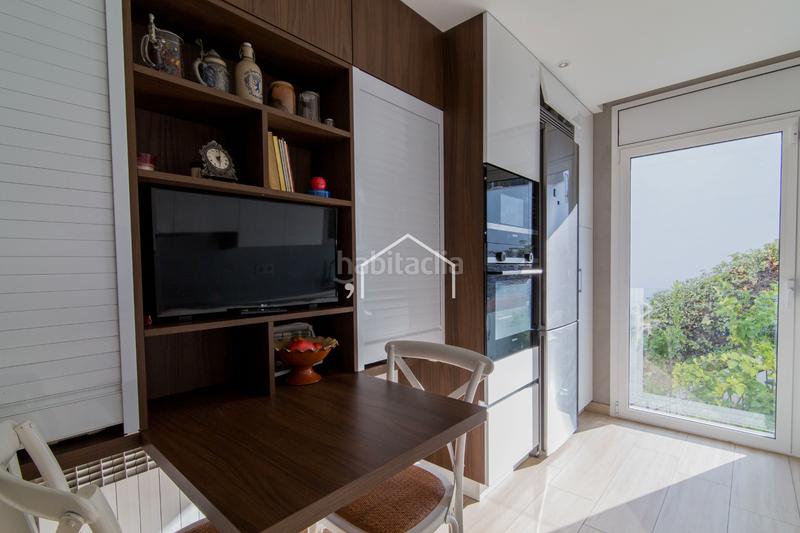 Foto f71bd6b6-6432-4e6b-9581-809a1d865704. Chalet ¡oportunidad única! venta de una espectacular casa a cuatro vientos en una zona privilegiada en Masnou (El)