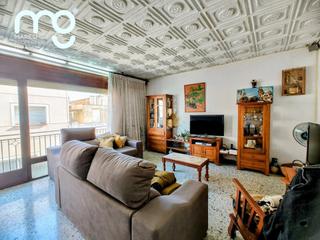 Edifici  Carrer montseny. Edificio residencial-comercial en venta