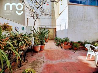 Édifice  Carrer montseny. Edificio residencial-comercial en venta