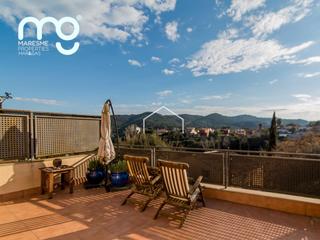 Maison jumelée  Carrer d'aranyó. Acogedora casa pareada en sant iscle de valllalta