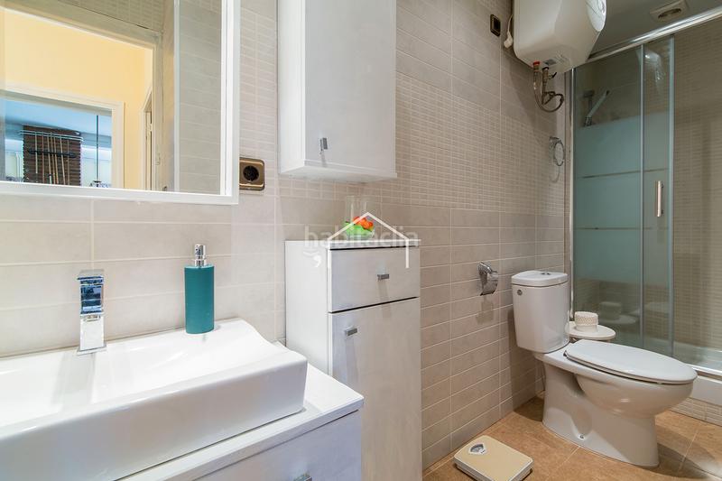 Foto 6566d56a-6793-4ca8-a936-2d5278b40445. Chalet casa unifamiliar con piscina y jardín en Premià de Dalt