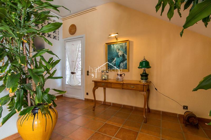 Foto 80797bd3-dff2-4c3d-a942-a5664a4073de. Chalet casa unifamiliar con piscina y jardín en Premià de Dalt