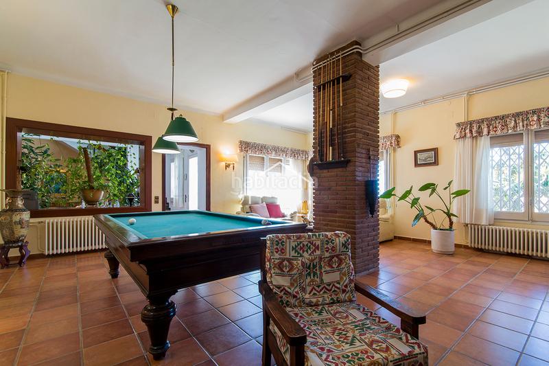 Foto b98c3b11-ca18-4e53-9e54-f1d70736ed8b. Chalet casa unifamiliar con piscina y jardín en Premià de Dalt