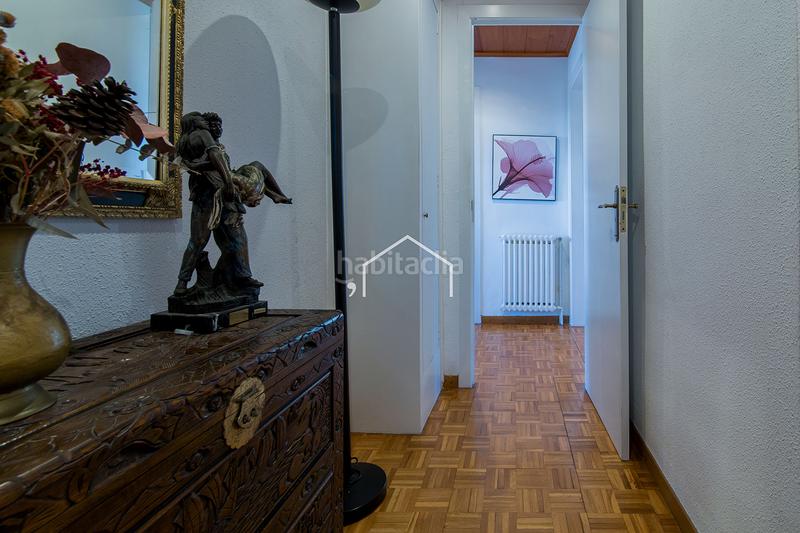 Foto c41fc862-6b87-45a2-ade1-88e7bca72a2d. Chalet casa unifamiliar con piscina y jardín en Premià de Dalt