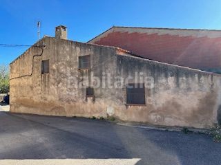 Foto f636324a-689e-428f-a1fd-7131d9cbd723. Casa aparellada a Vall d´Alba