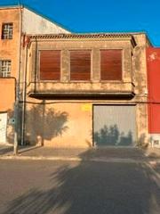 Bâtiment à usage industriel à Avinguda del maestrat 37. Almacén de tres plantas con posibilidad de vivienda