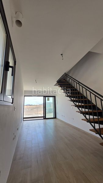 Foto f95a4c7b-63b9-4be6-a613-c93fbeb2503b. Dúplex a El Cotillo Oliva (La)