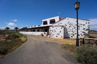Maison  Antonio cabrera perdomo. Espectacular casa  rustica en la oliva