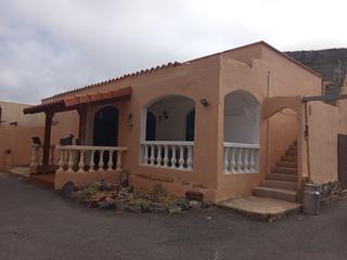 Casa a Casillas de Morales. Casa con terreno en tenicoesquey, antigua