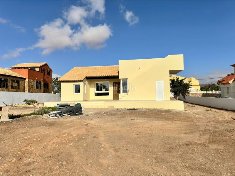 Foto 39c7ce58-2a07-41a9-aadb-789ba1fcae46. Casa a Triquivijate Antigua