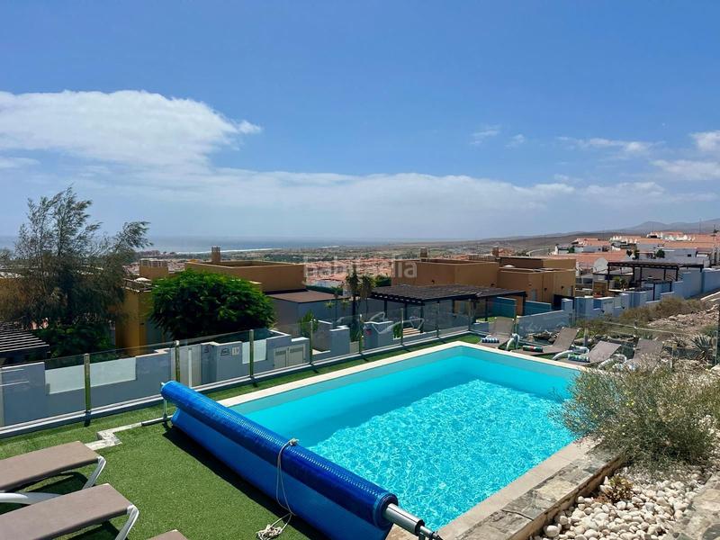 Foto 9e14dccd-db09-48ab-a132-3e214847d544. Casa fantástico chalet en Caleta de Fuste zona caleta alta en Antigua