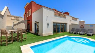 Casa  Tamonante. Exclusivo chalet pareado en caleta de fuste