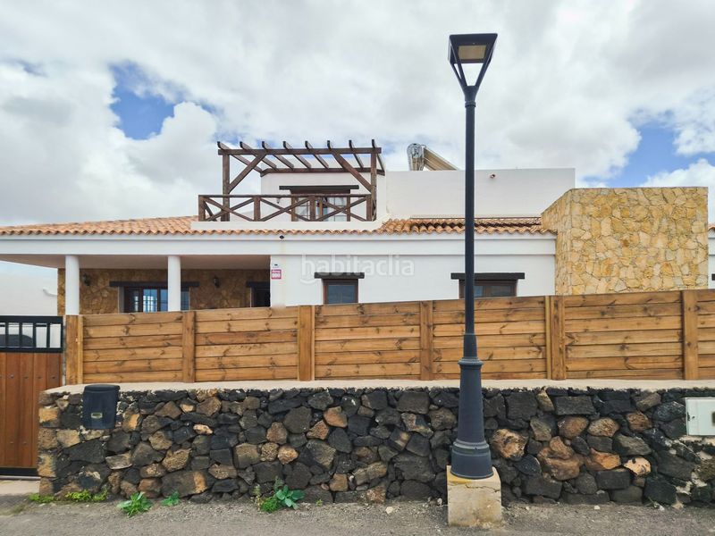 Foto 49a836cf-09a5-4108-b7ac-3293be193856. Casa a Lajares Oliva (La)