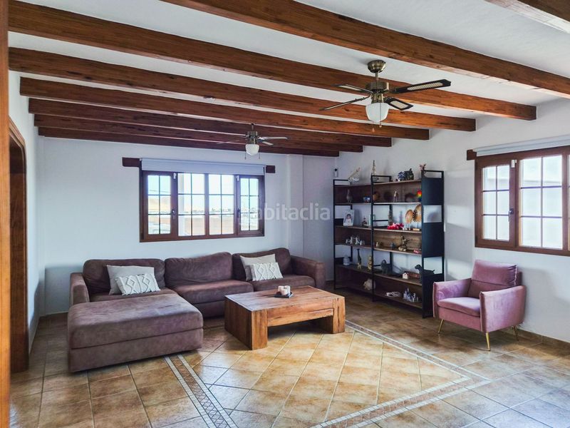 Foto ef2b8786-7fa7-419b-a84f-dbaeb4b6f1d7. Casa a Lajares Oliva (La)